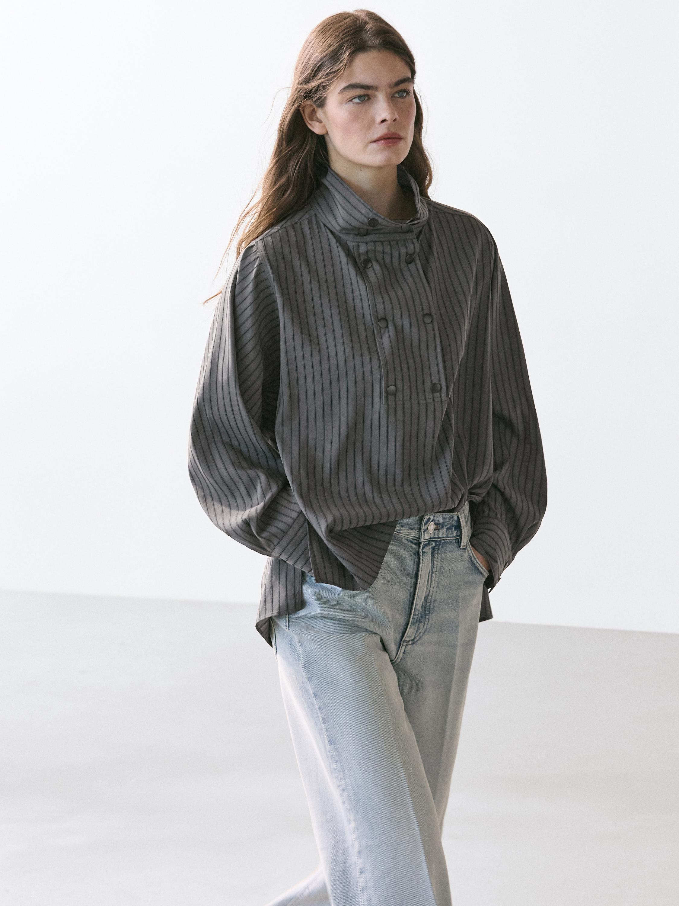 Striped flowing shirt with collar detail